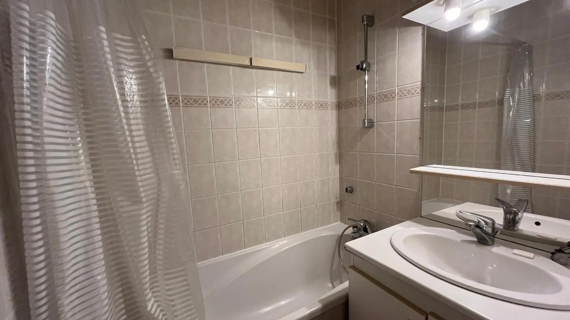 Appartement Fonctionnel, 3 Pieces, Balcon, 7 Personnes, Animaux Admis - Fr-1-181-2420 La Plagne-Tarentaise